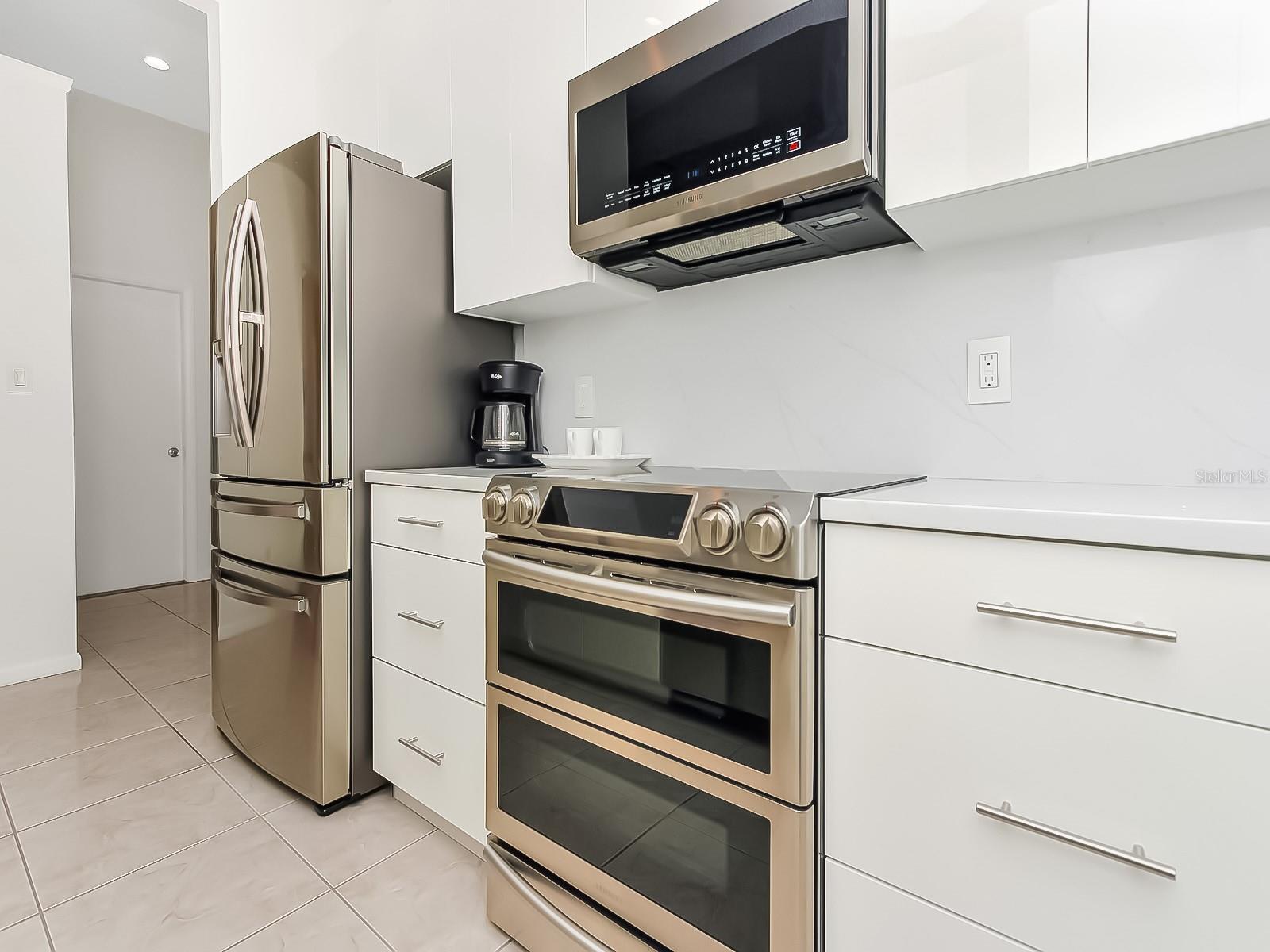 SUNCREST VILLAS PH 01 - Residential