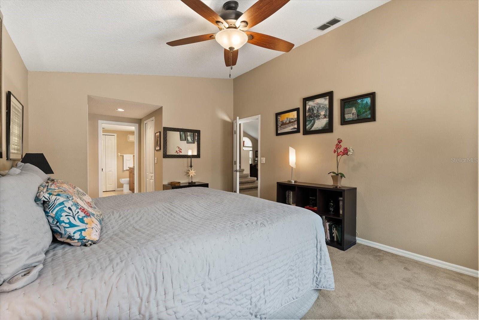901 GROVESMERE LOOP