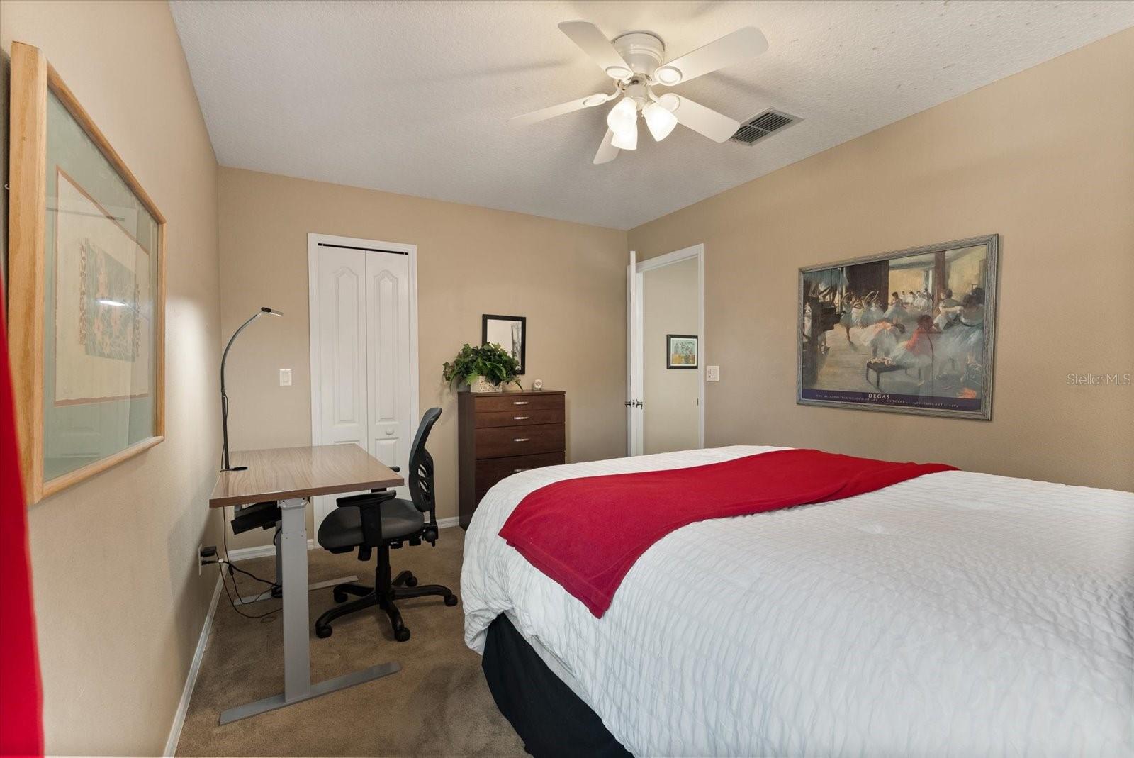 901 GROVESMERE LOOP