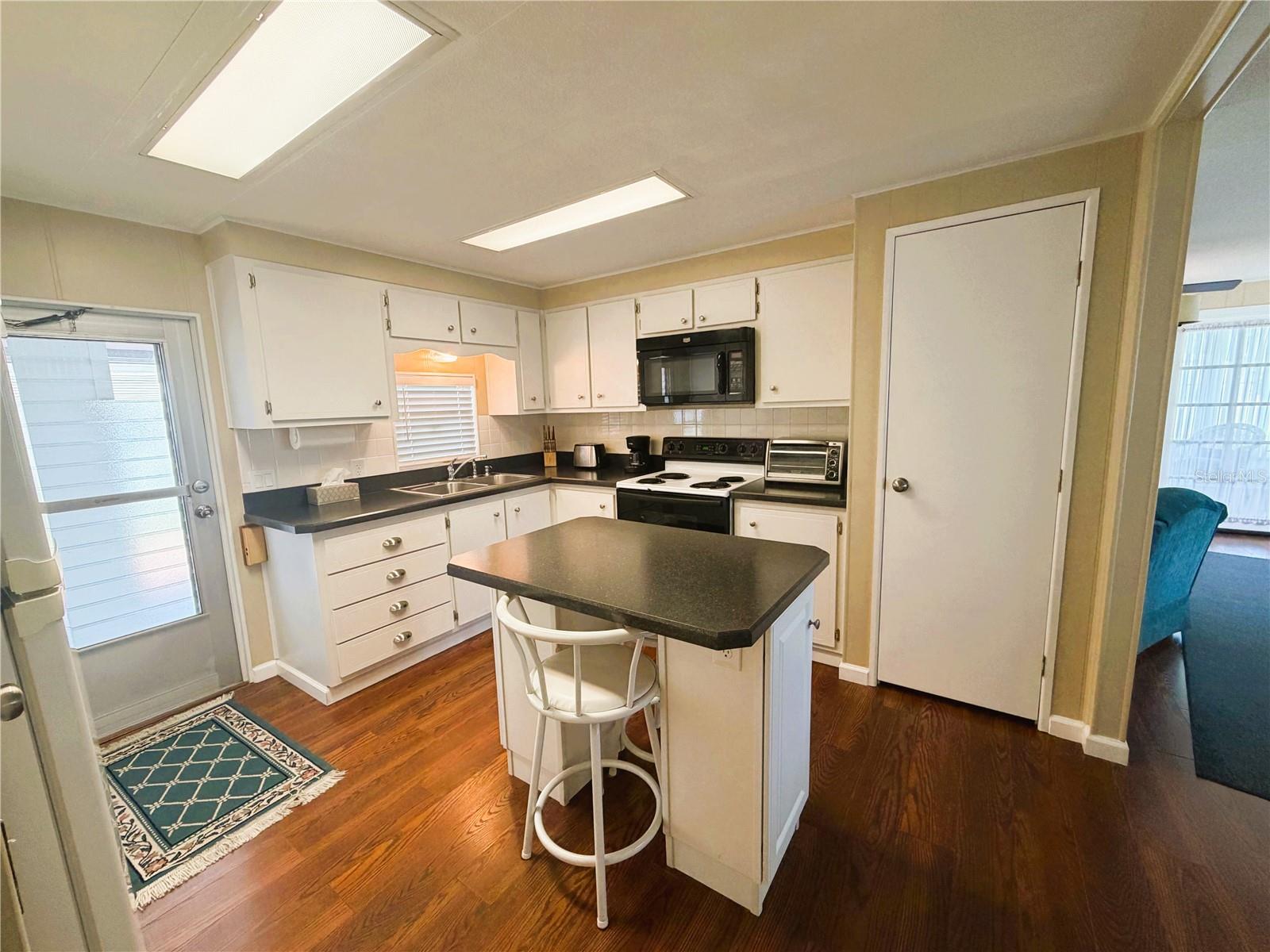 HAWTHORNE AT LEESBURG A COOP - Residential