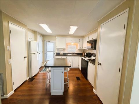 Tiny photo for 340 Palo Verde Drive, Leesburg, FL 34748 (MLS # R4911245)