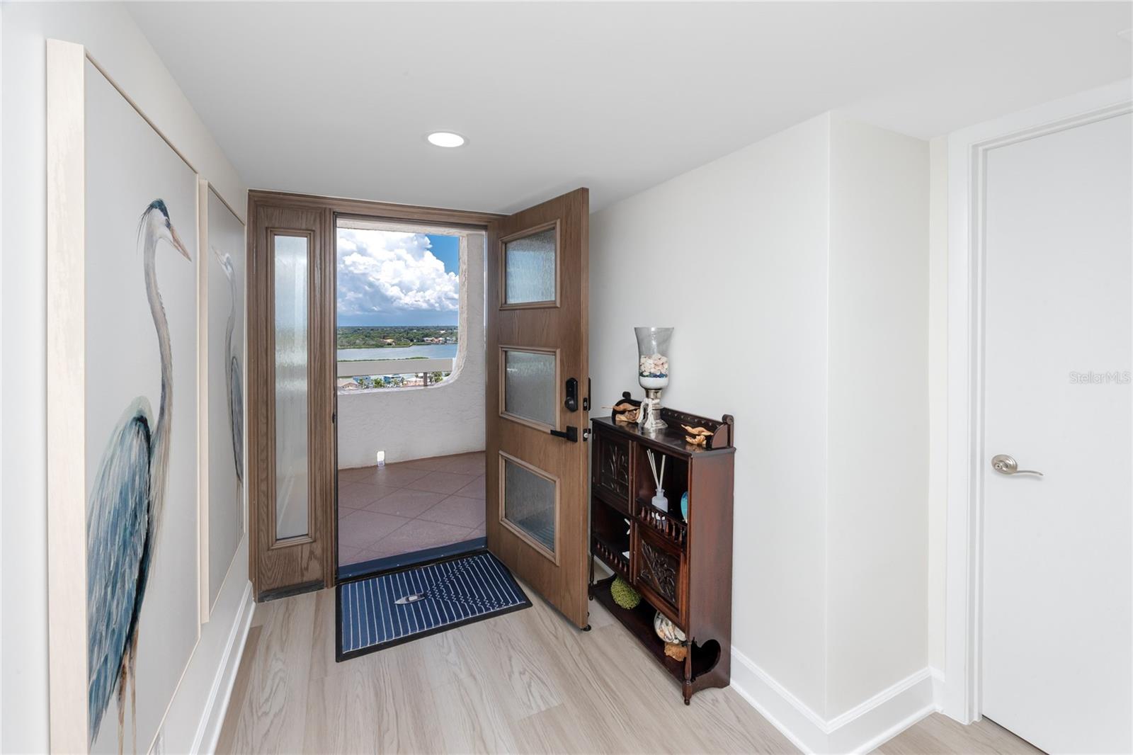 REDINGTON TOWERS 3 CONDO - Residential