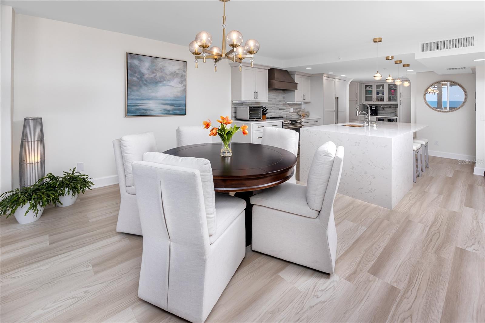 REDINGTON TOWERS 3 CONDO - Residential