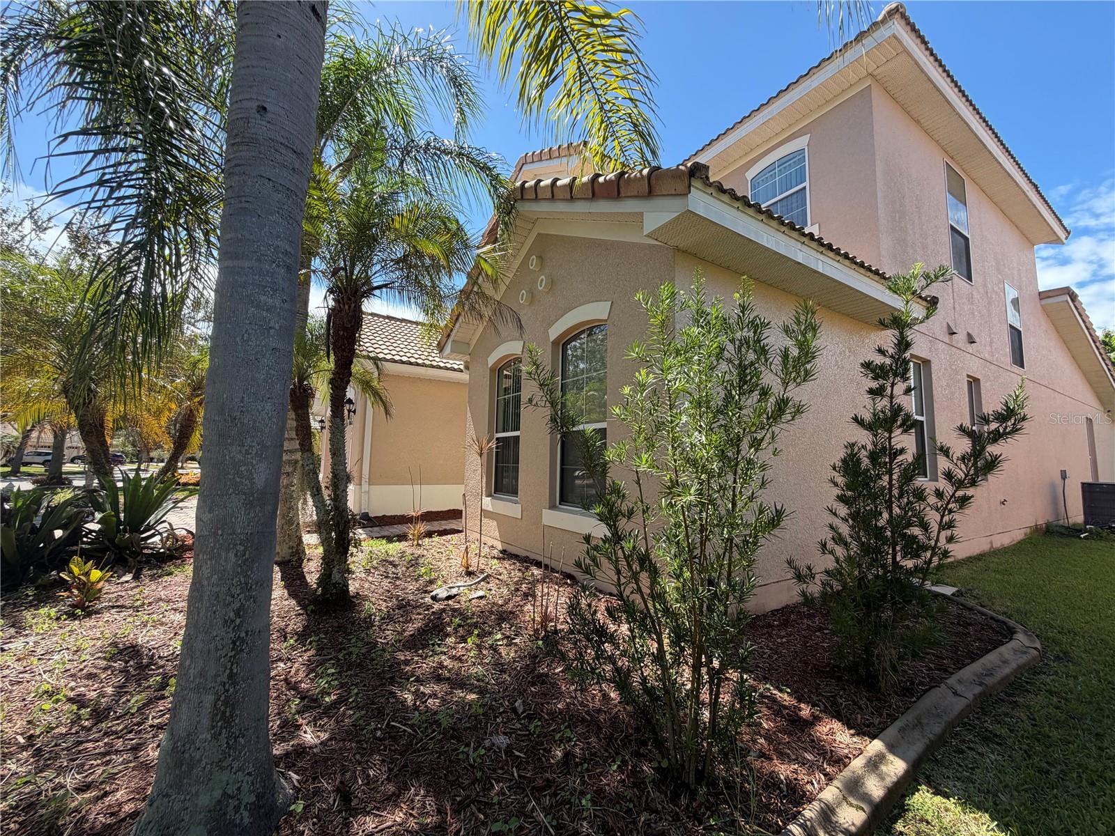 3811 EAGLE ISLES CIRCLE