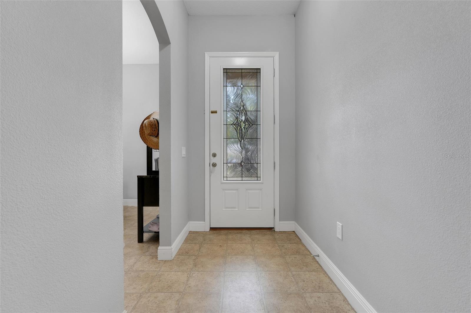 812 DEEP WOOD COURT