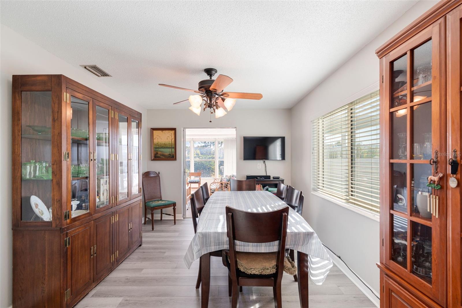 SOUTH GATE - Residential