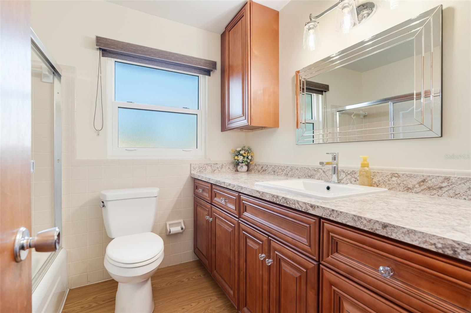 SOUTH GATE - Residential