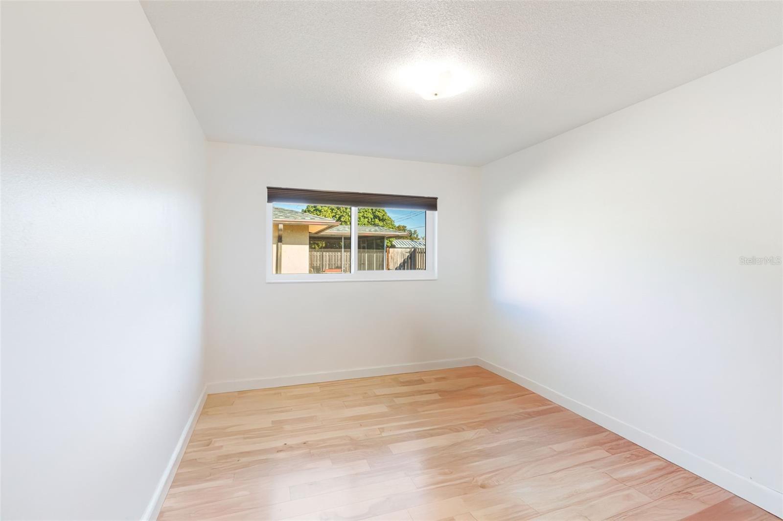 SOUTH GATE - Residential