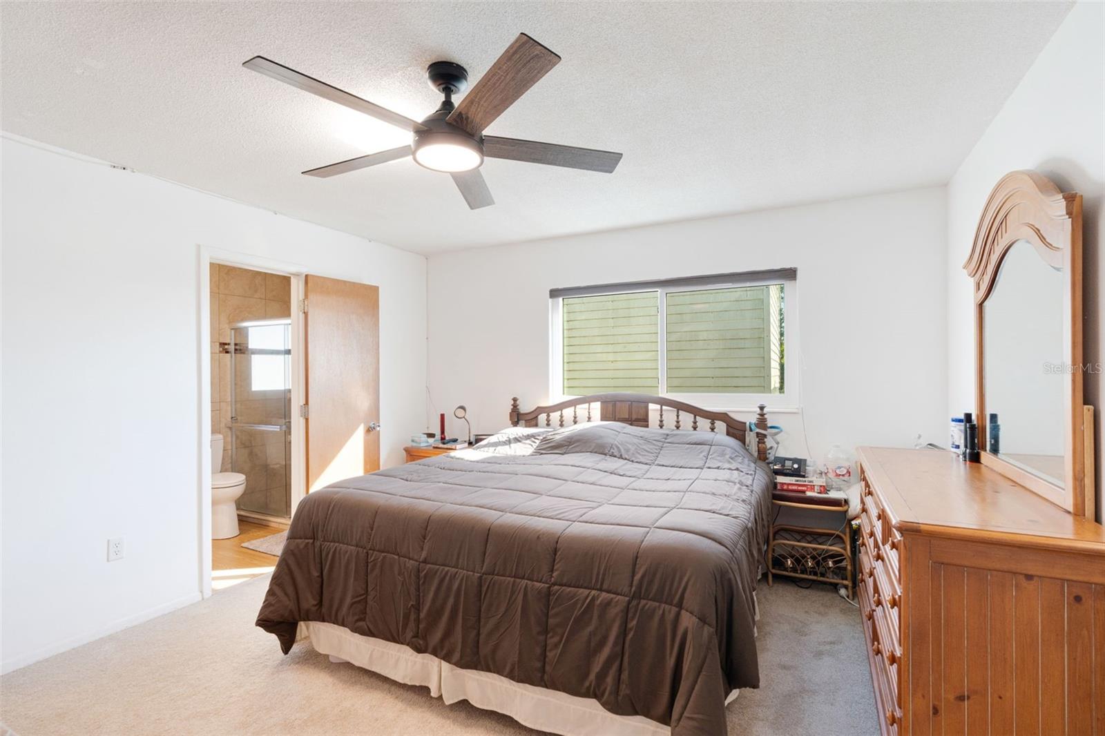 SOUTH GATE - Residential