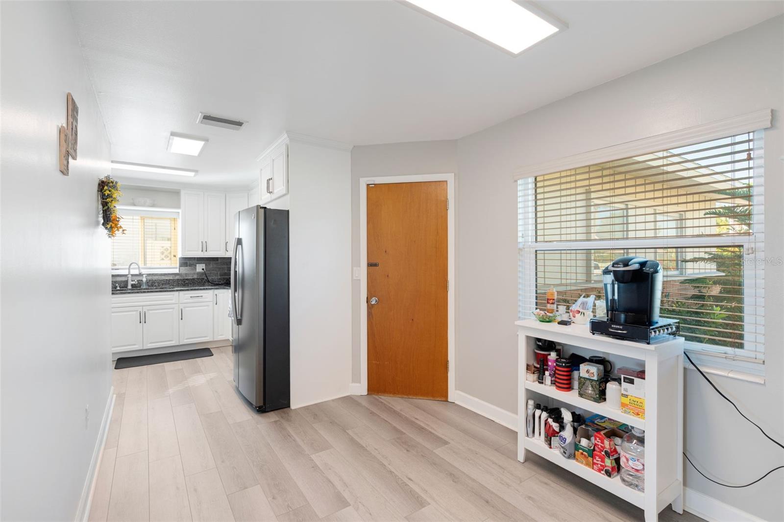 SOUTH GATE - Residential