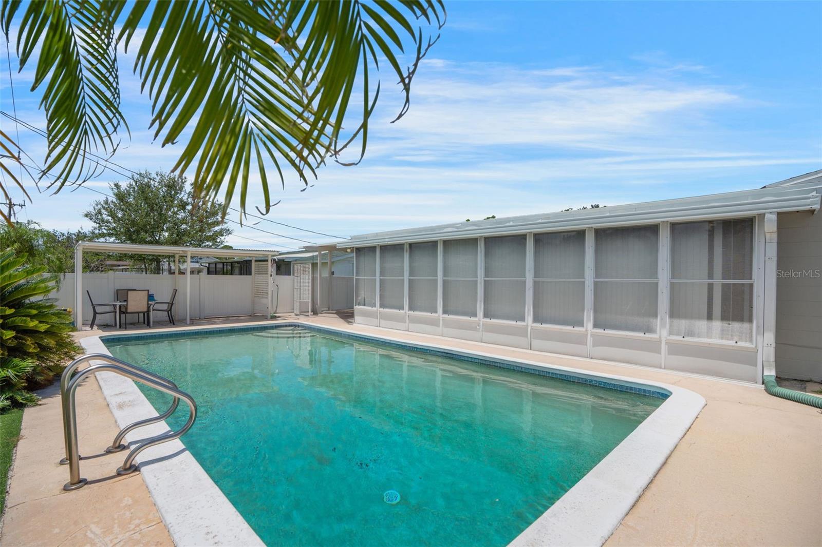 SOUTH GATE - Residential