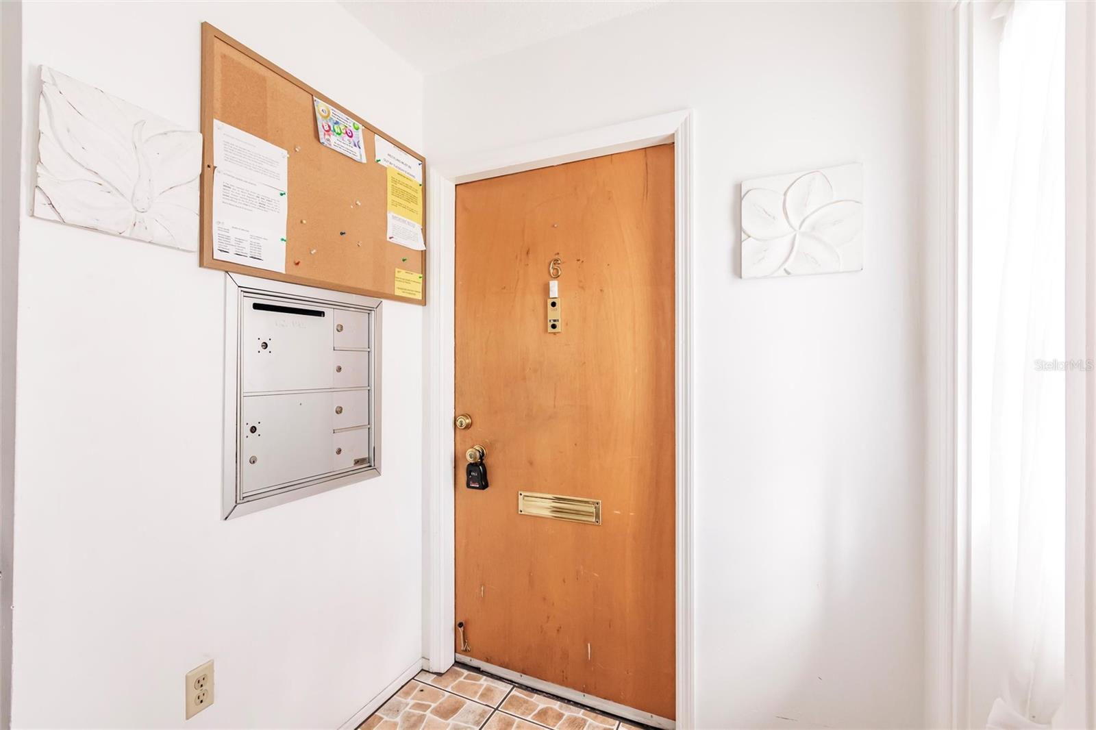 MARIA MANOR - Residential Lease