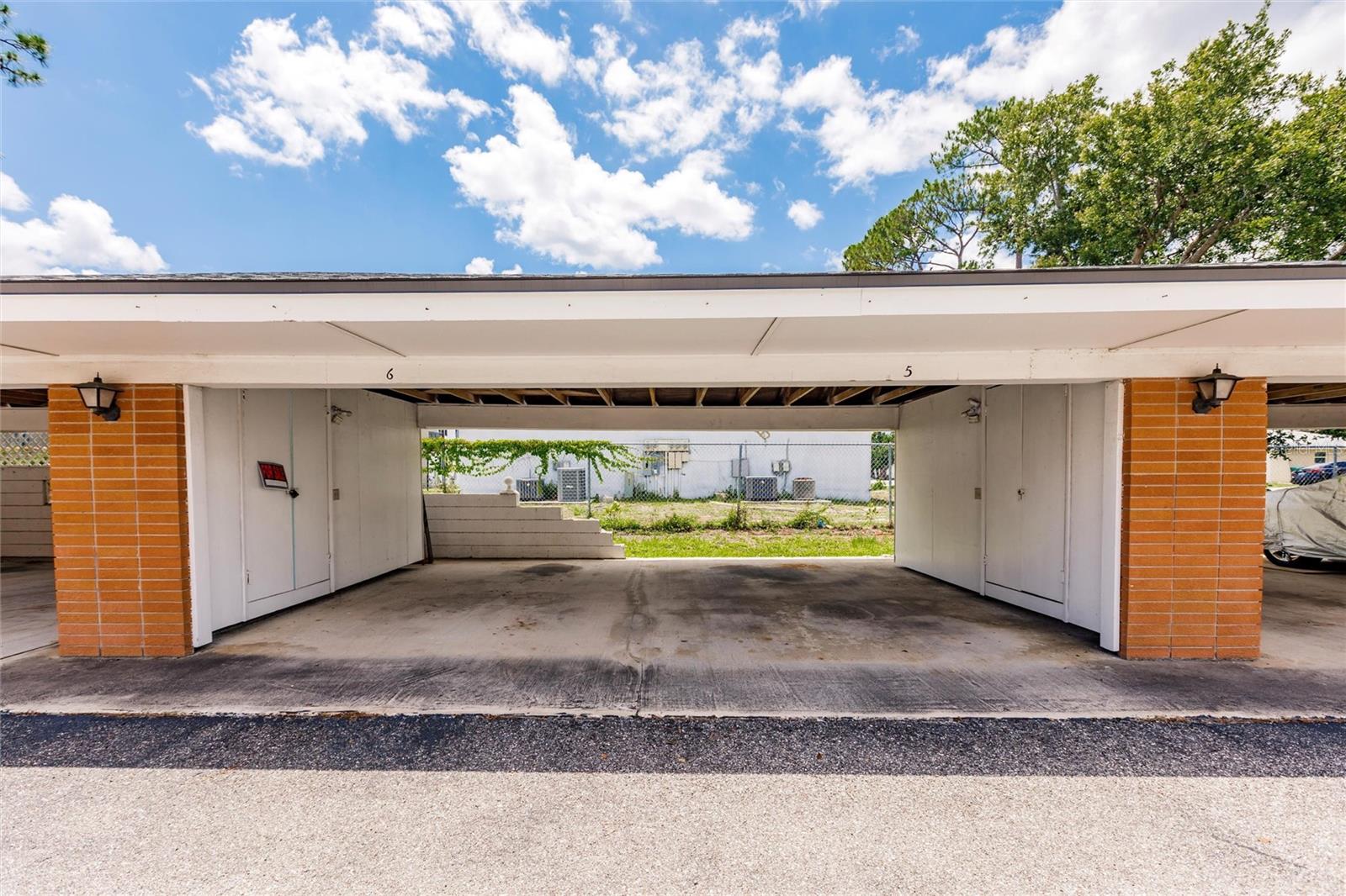 MARIA MANOR - Residential Lease