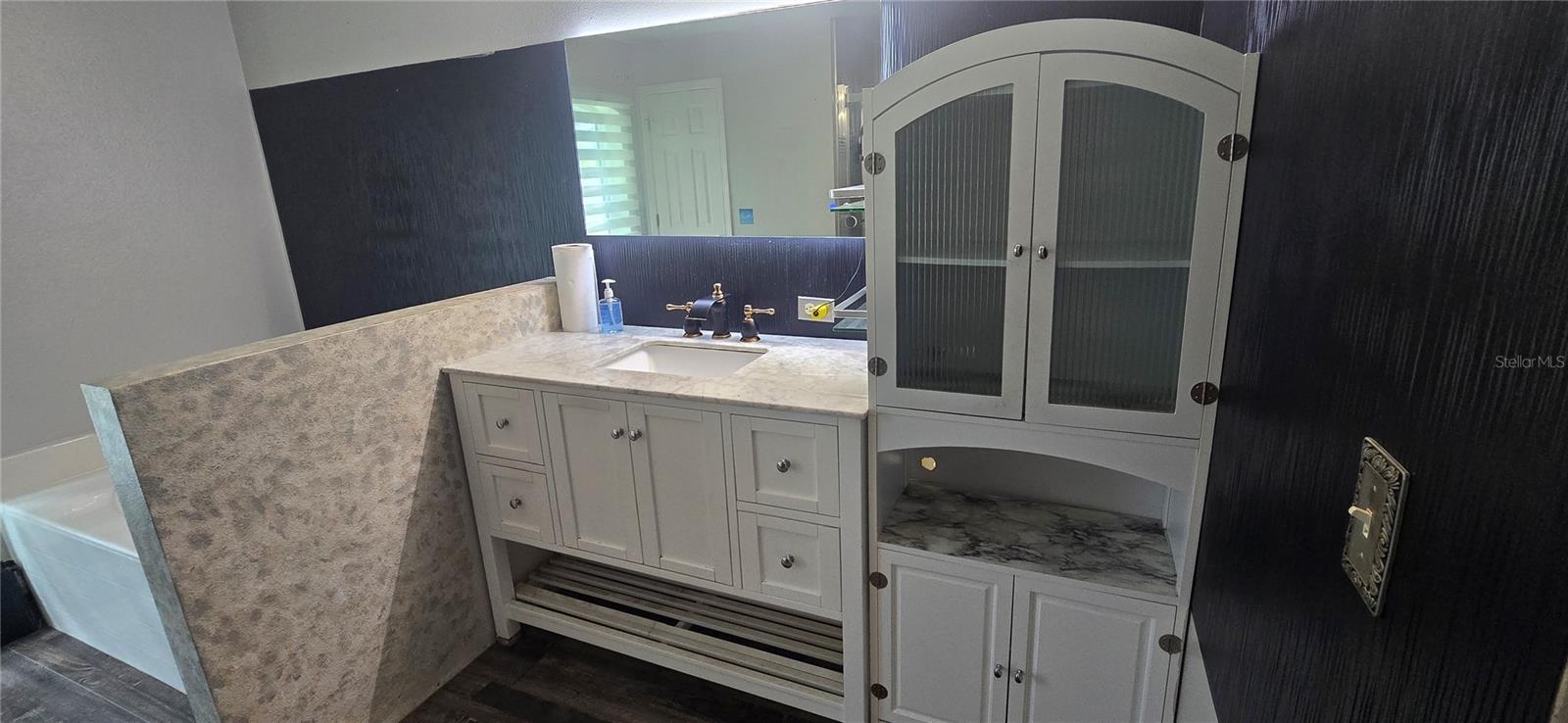 TURNBERRY RESERVE UNIT 1 - Residential