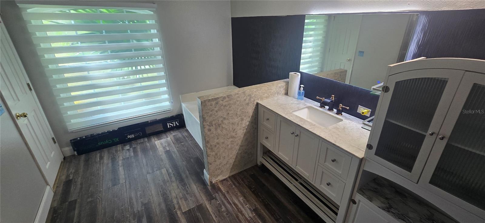 TURNBERRY RESERVE UNIT 1 - Residential