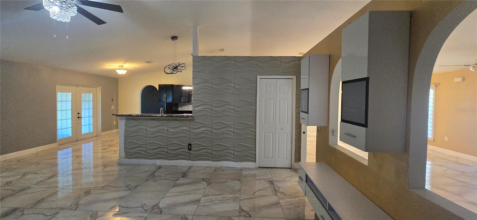 TURNBERRY RESERVE UNIT 1 - Residential