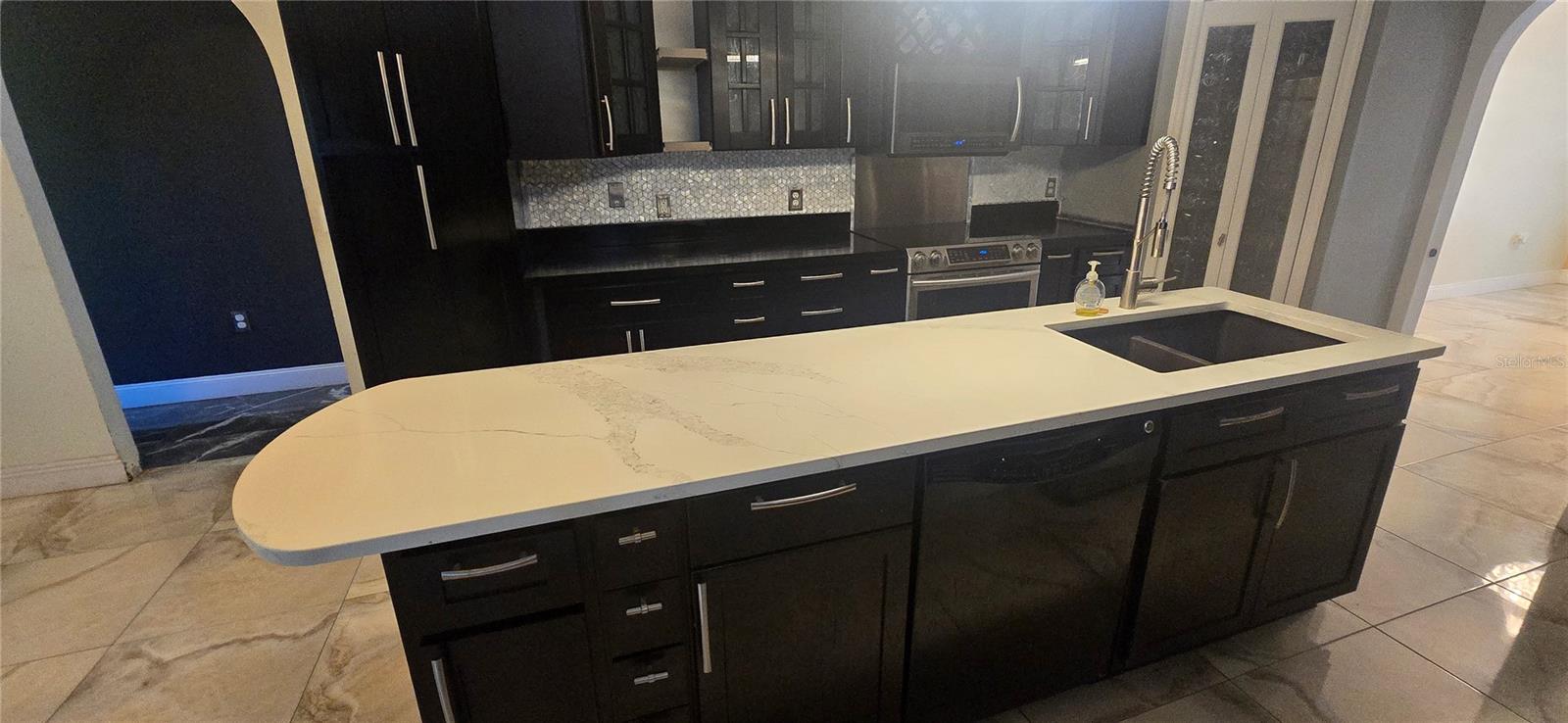 TURNBERRY RESERVE UNIT 1 - Residential