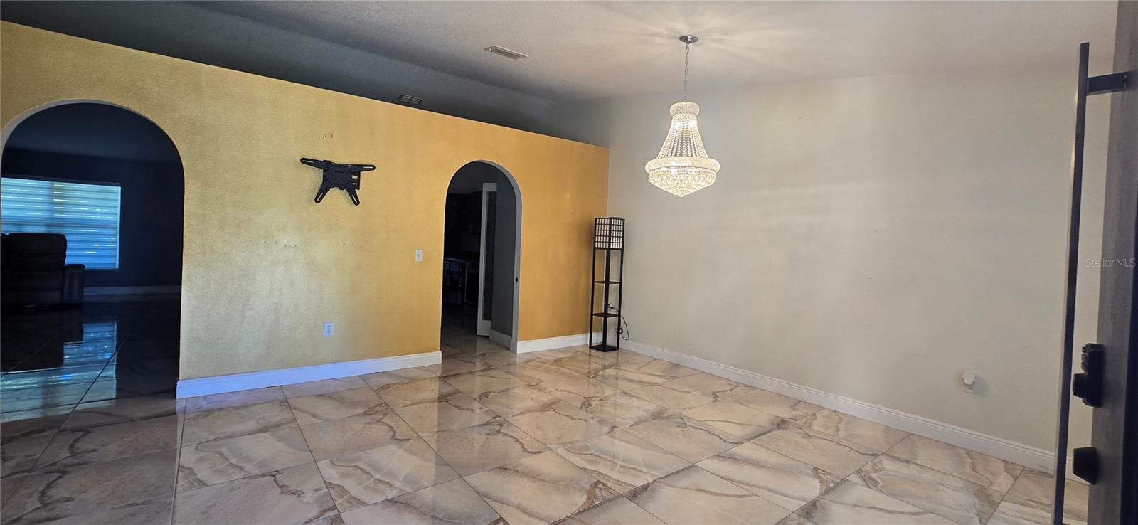 TURNBERRY RESERVE UNIT 1 - Residential