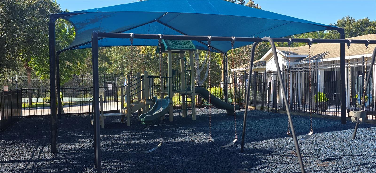 TURNBERRY RESERVE UNIT 1 - Residential