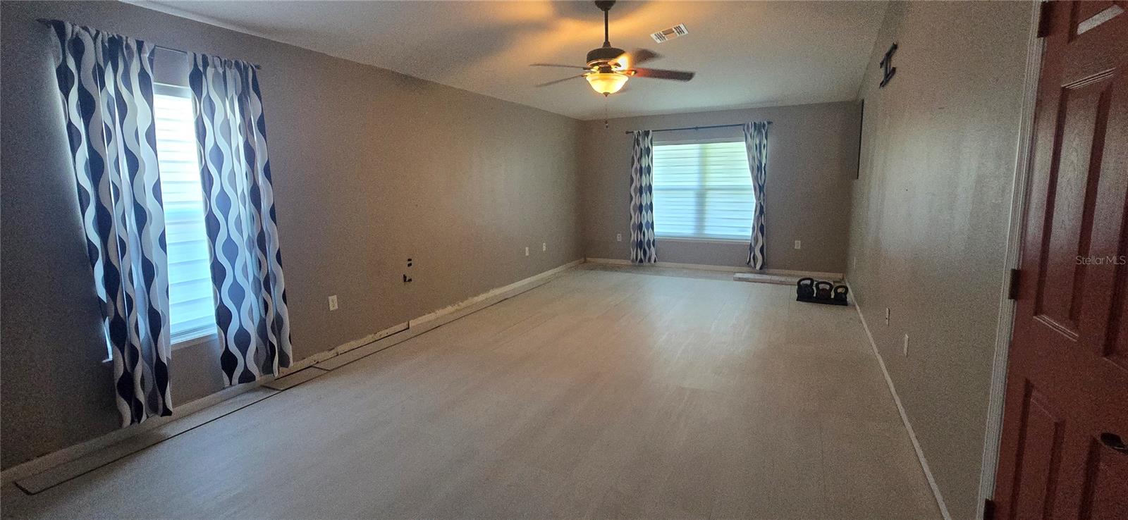 TURNBERRY RESERVE UNIT 1 - Residential