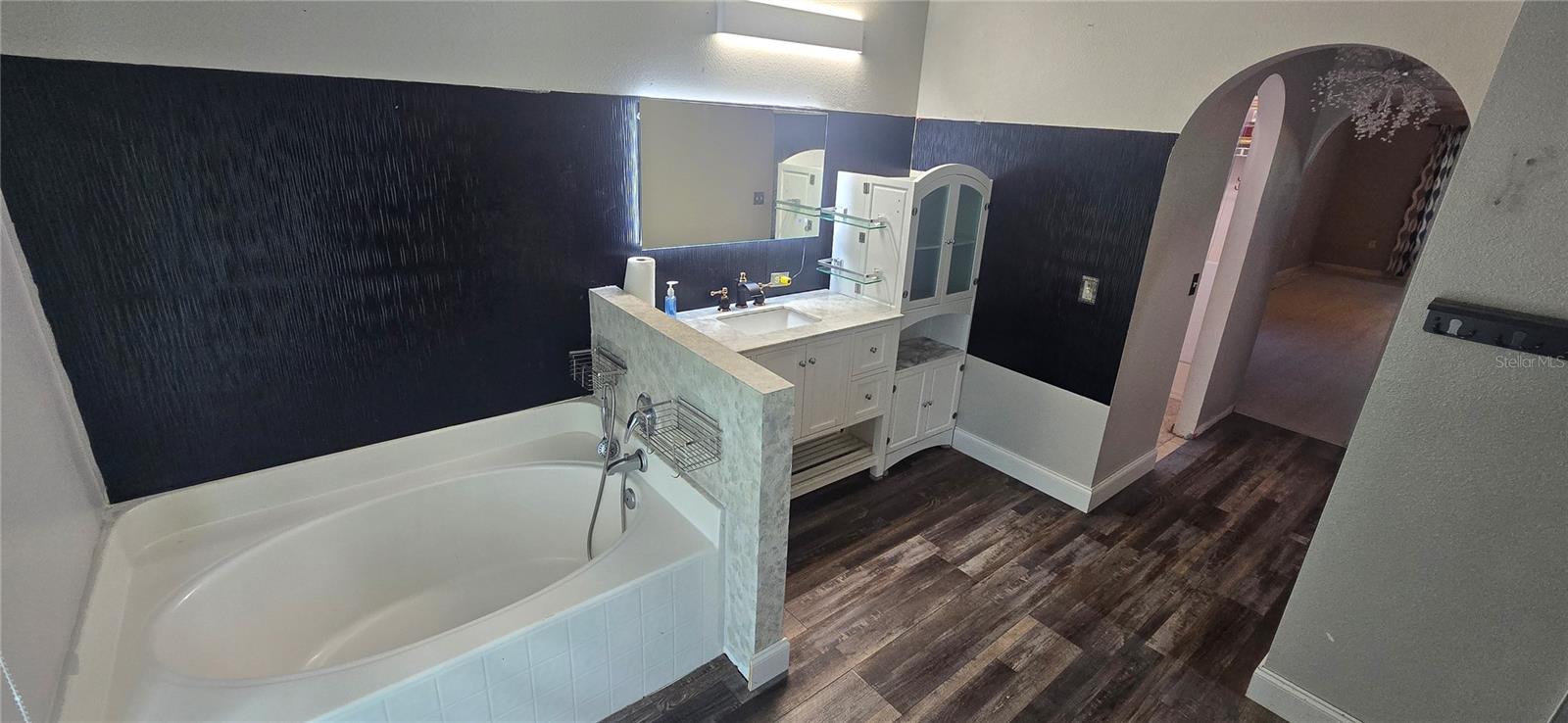 TURNBERRY RESERVE UNIT 1 - Residential