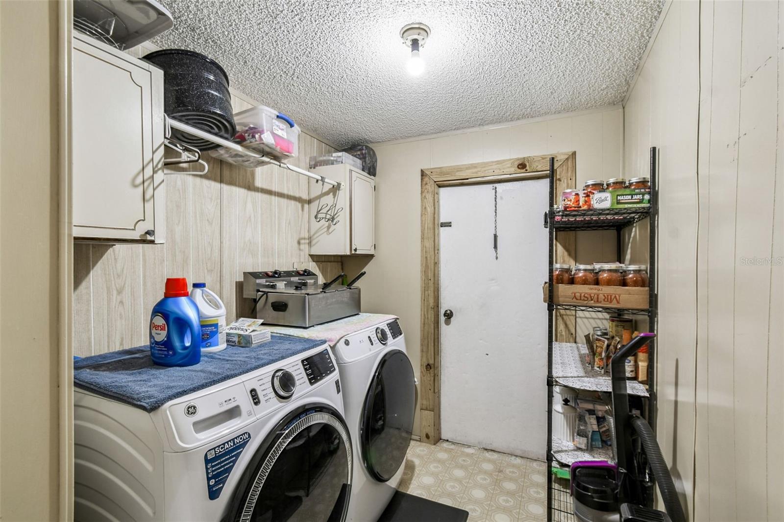 NOT IN A SUBDIVISION - Residential