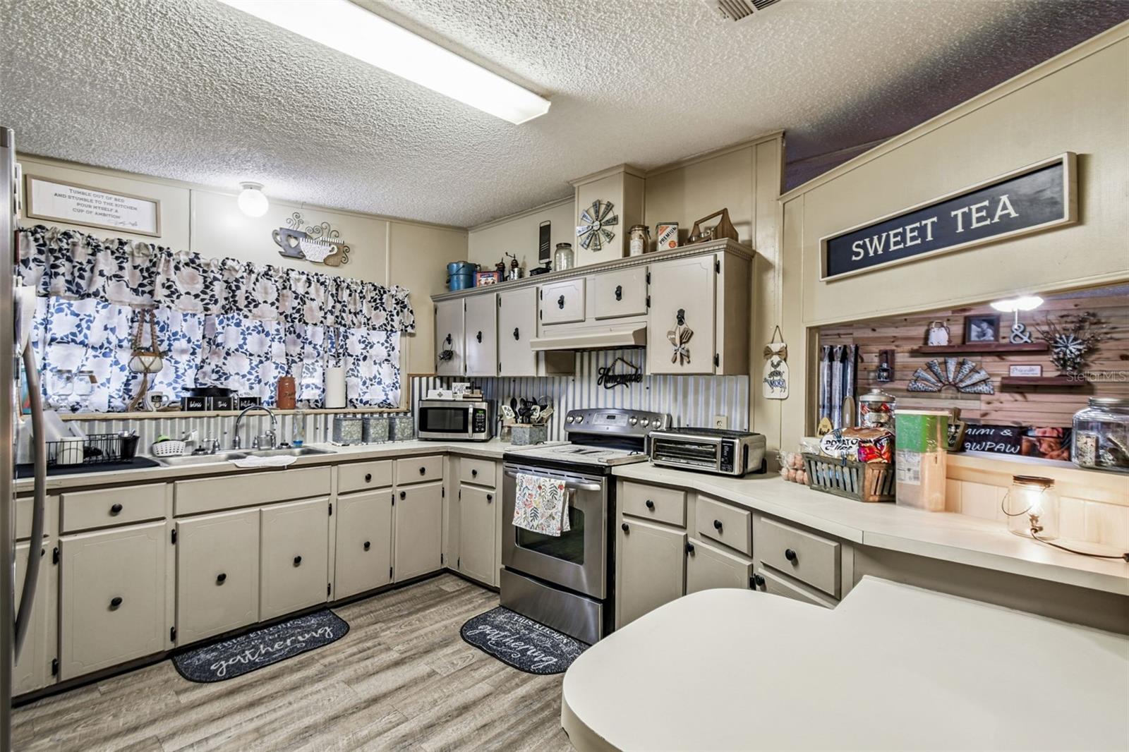 NOT IN A SUBDIVISION - Residential