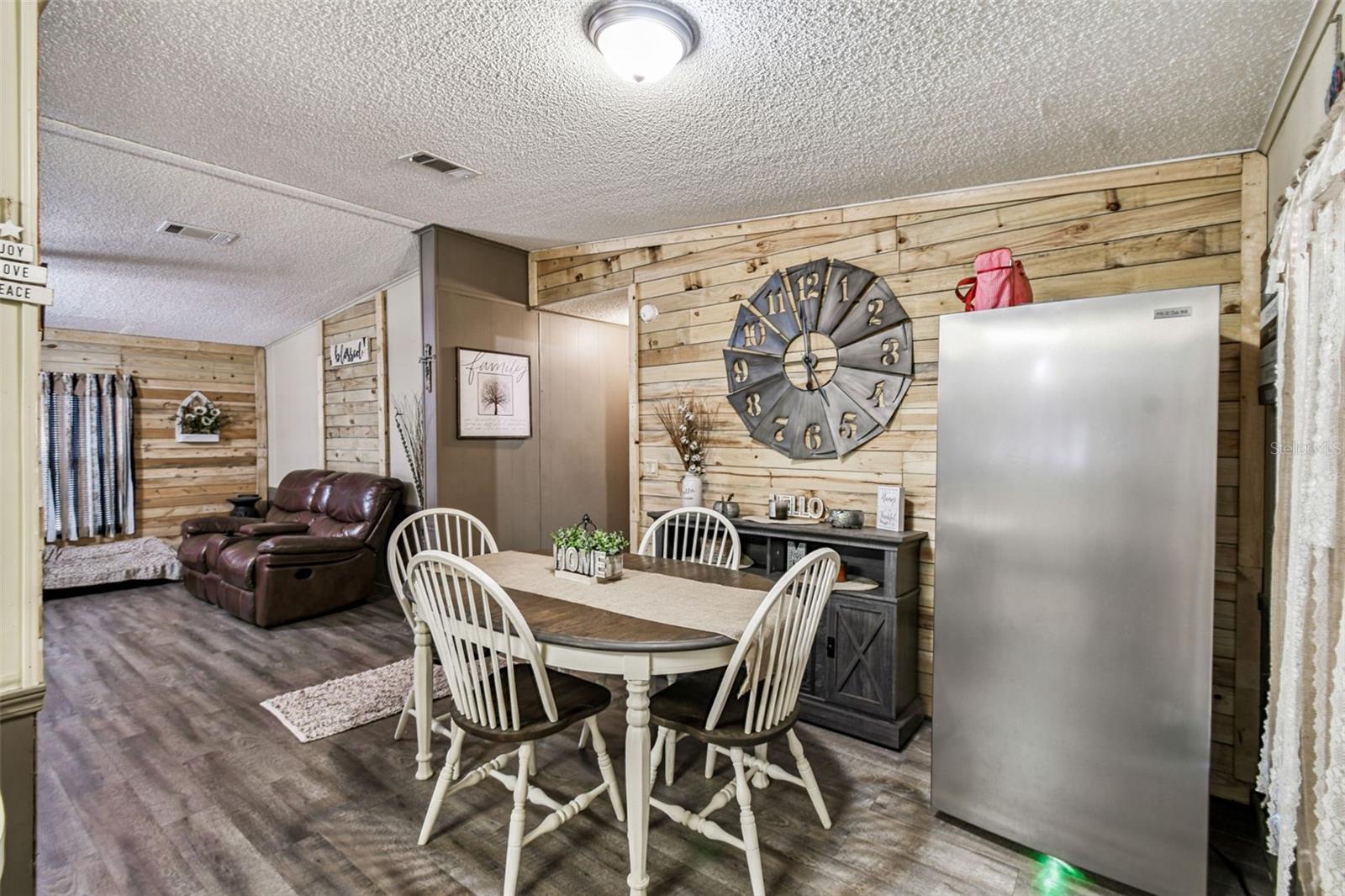 NOT IN A SUBDIVISION - Residential