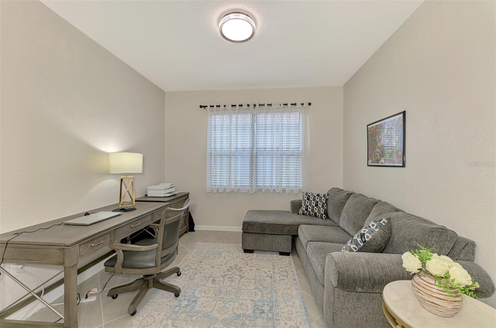 SARASOTA NATIONAL PH 13-B - Residential