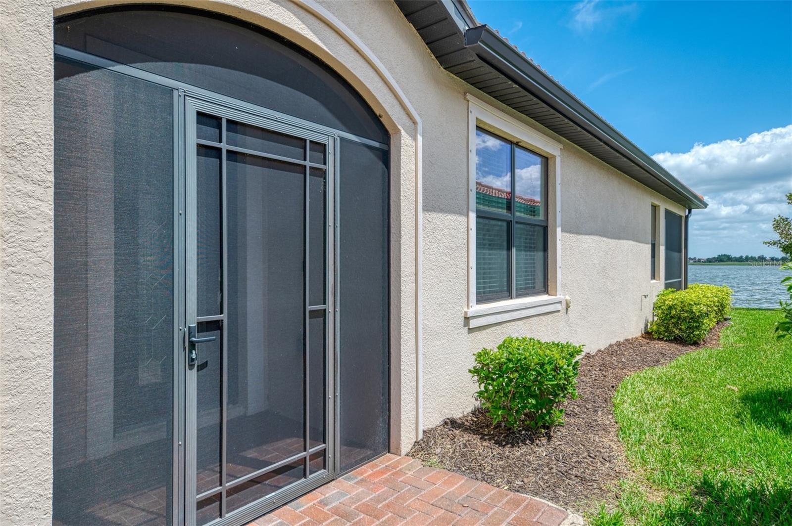 SARASOTA NATIONAL PH 13-B - Residential