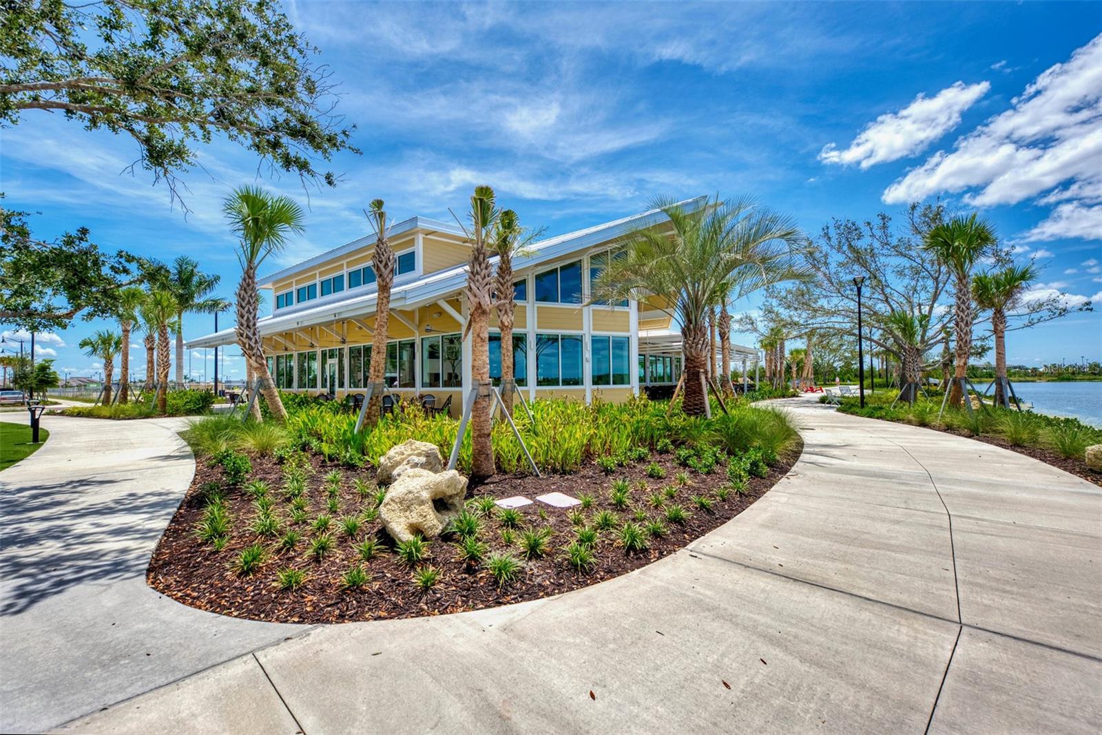 SARASOTA NATIONAL PH 13-B - Residential