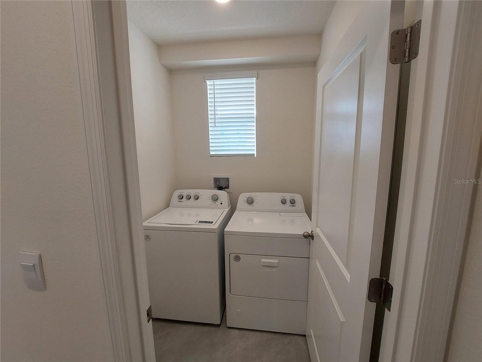 TWO RIVERS - Residential Lease