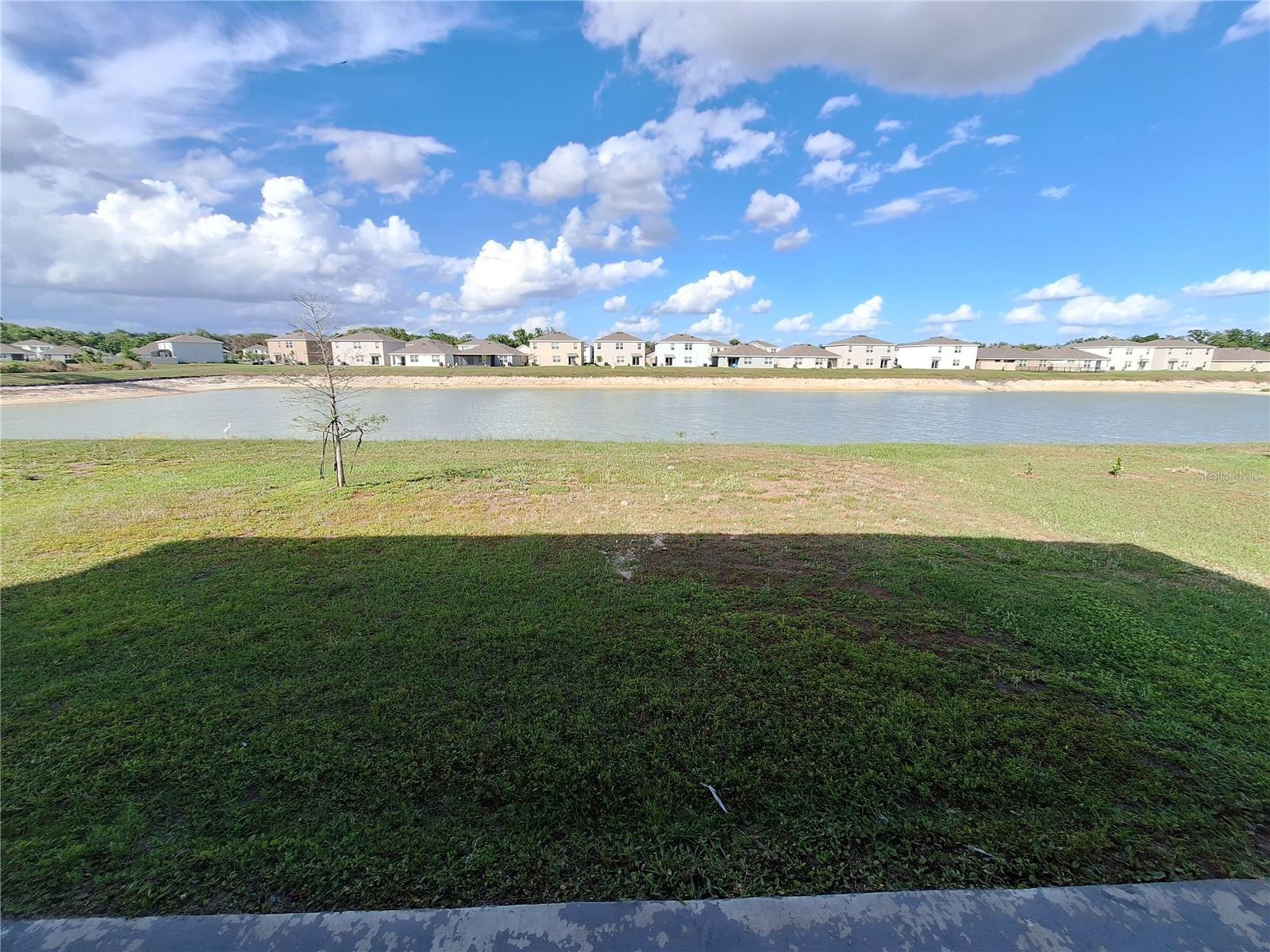 TWO RIVERS - Residential Lease