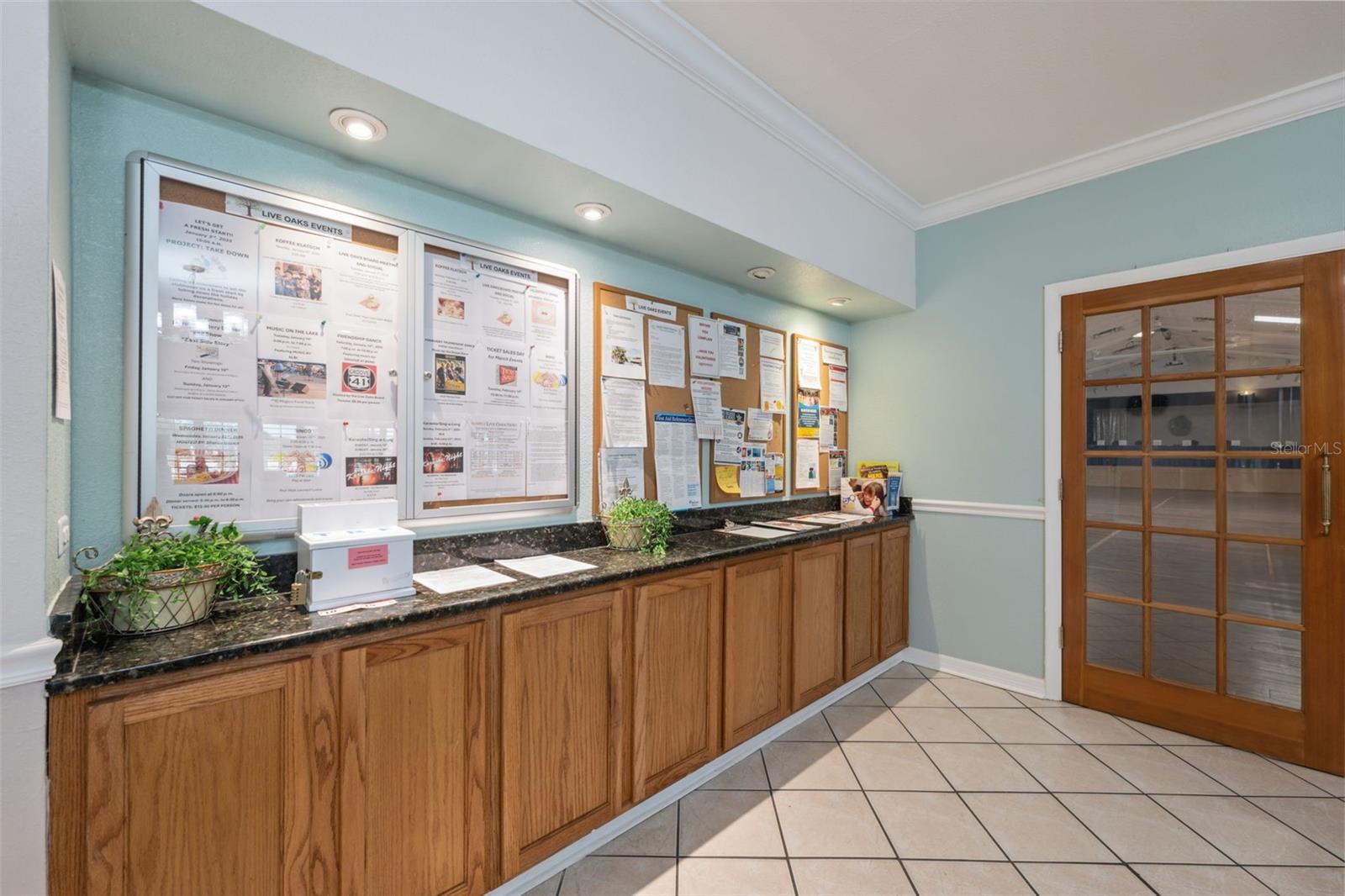 CAPRI VILLAGE CONDO 01 - Residential