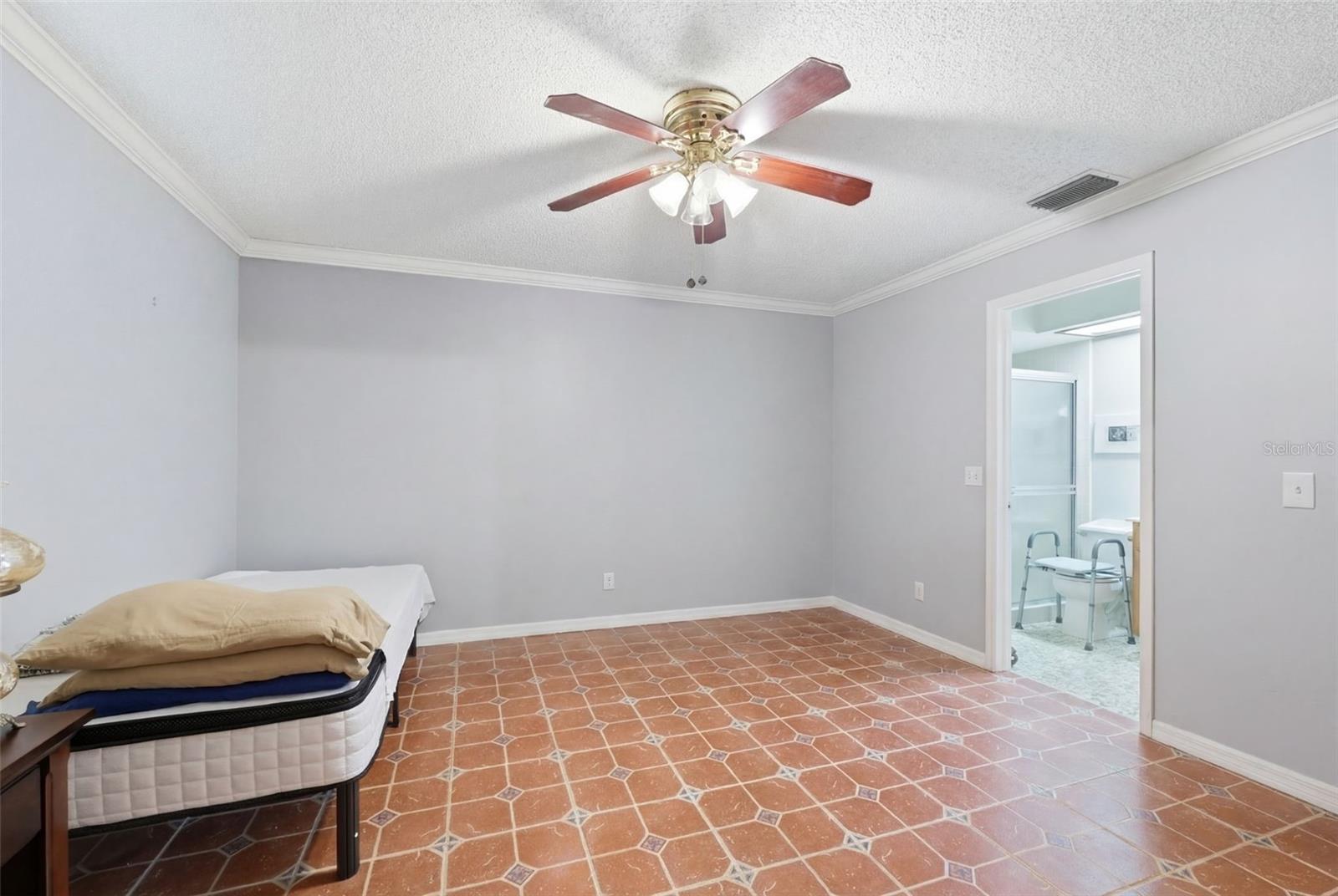 CAPRI VILLAGE CONDO 01 - Residential