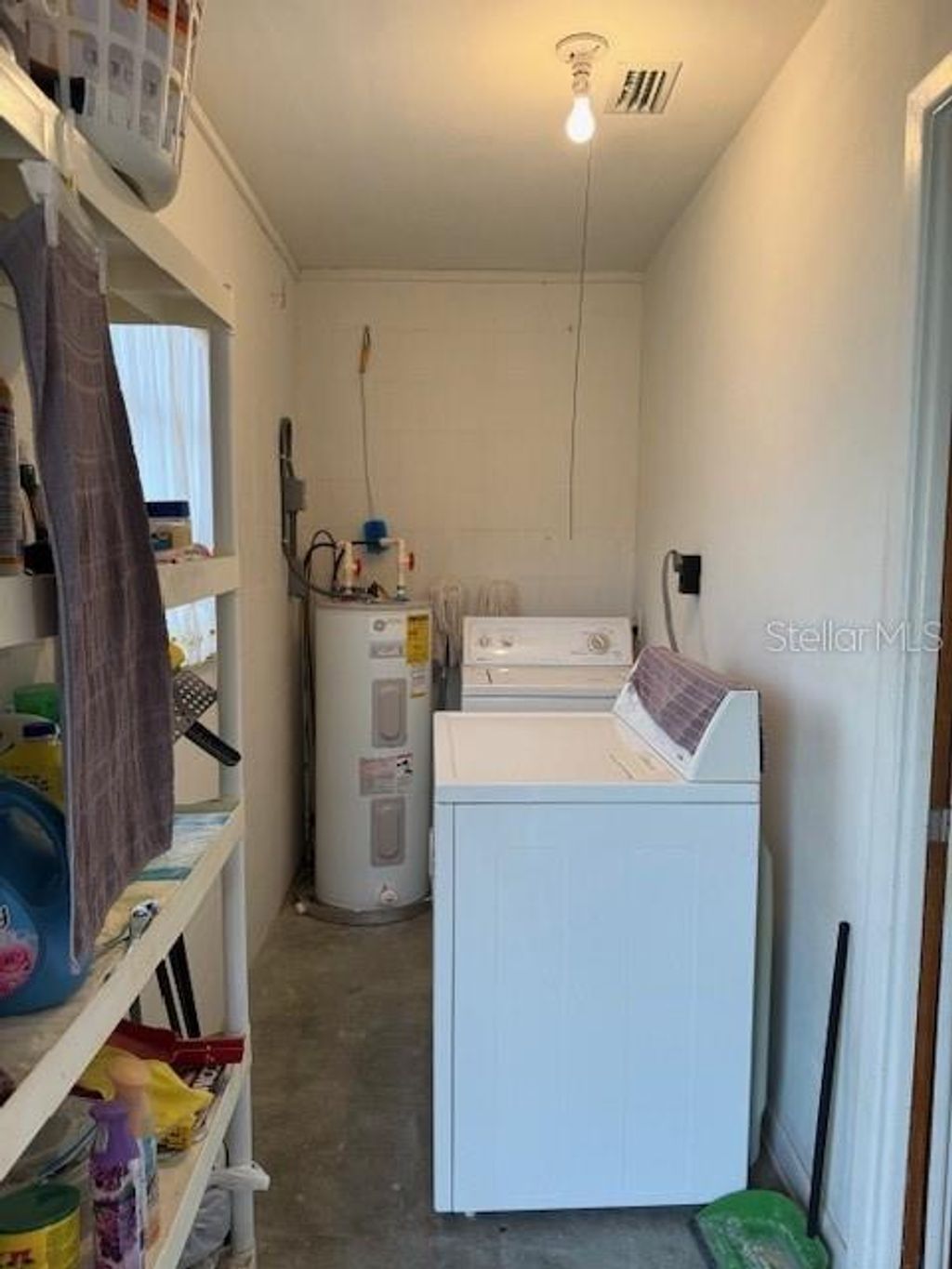 Photo of 3203 W Ivy Street, Tampa, FL 33607 (MLS # TB8486616)