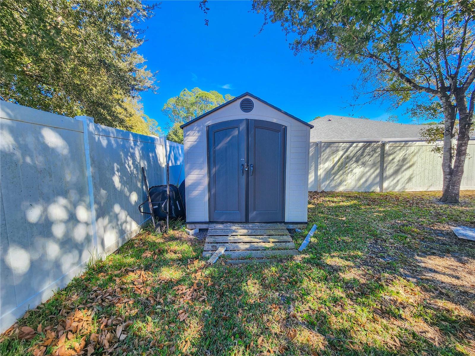 LEHIGH WOODS - Residential