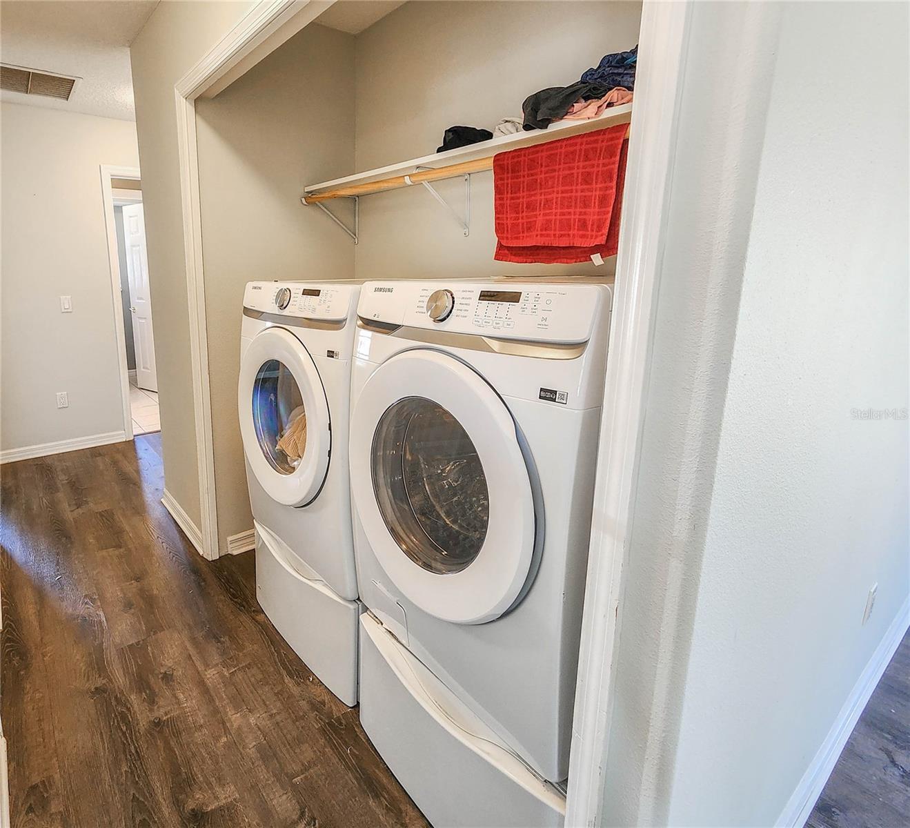 LEHIGH WOODS - Residential