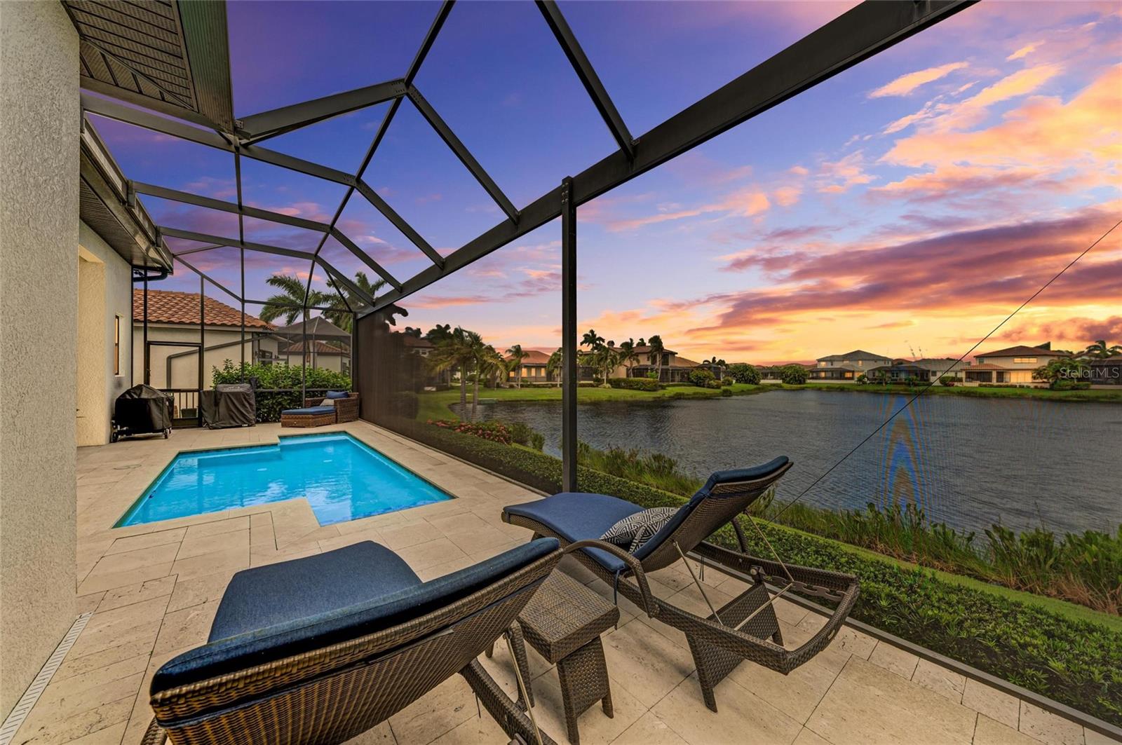 LEGENDS BAY - Residential