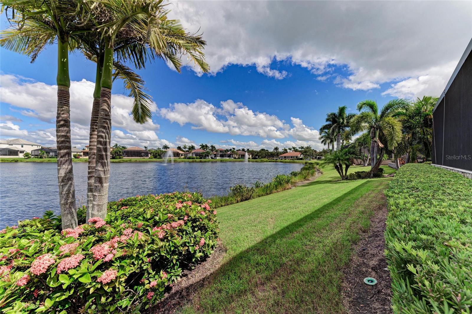 LEGENDS BAY - Residential