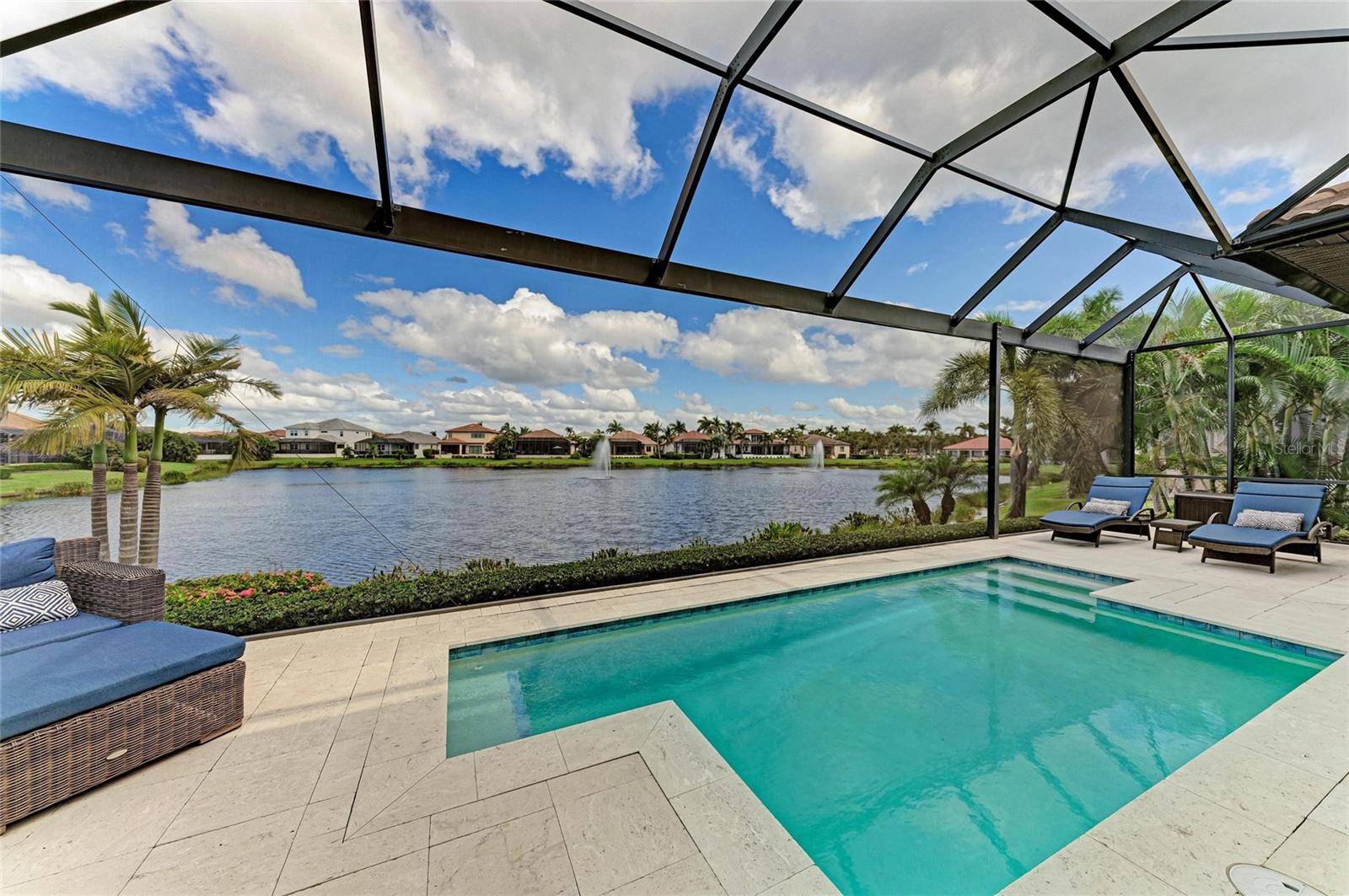 LEGENDS BAY - Residential