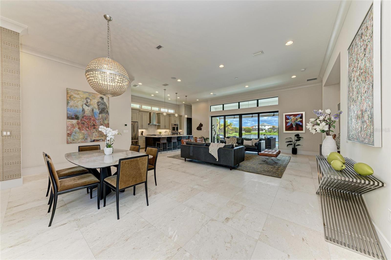 LEGENDS BAY - Residential