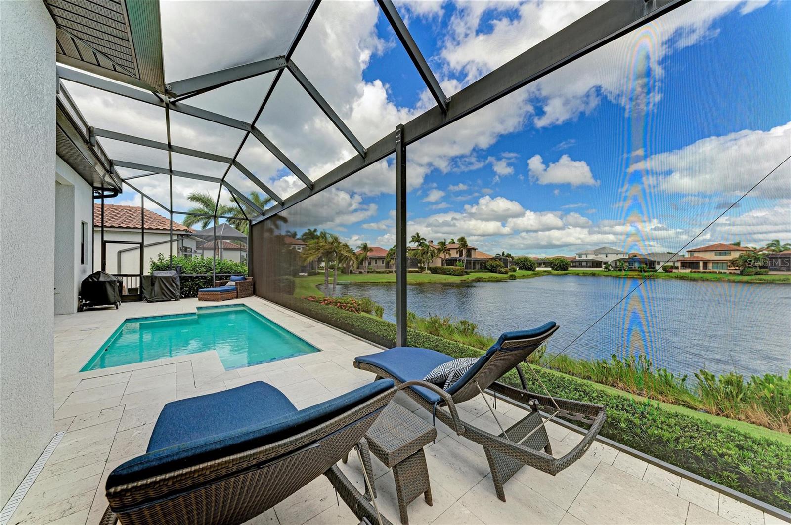 LEGENDS BAY - Residential