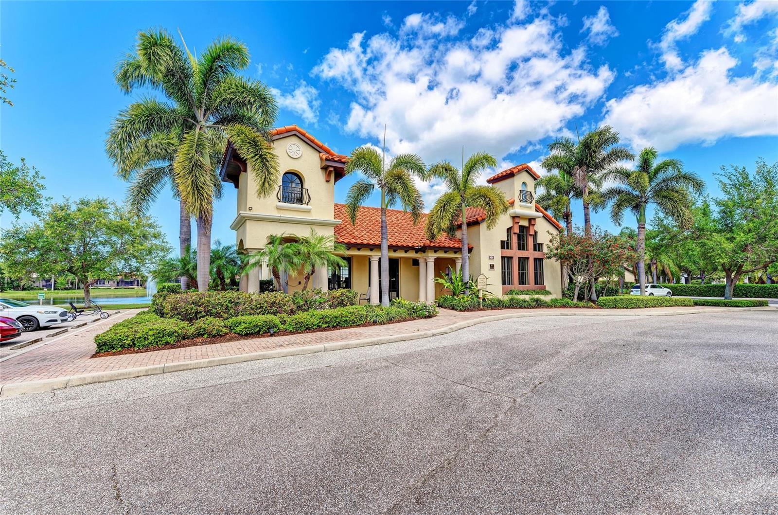 LEGENDS BAY - Residential