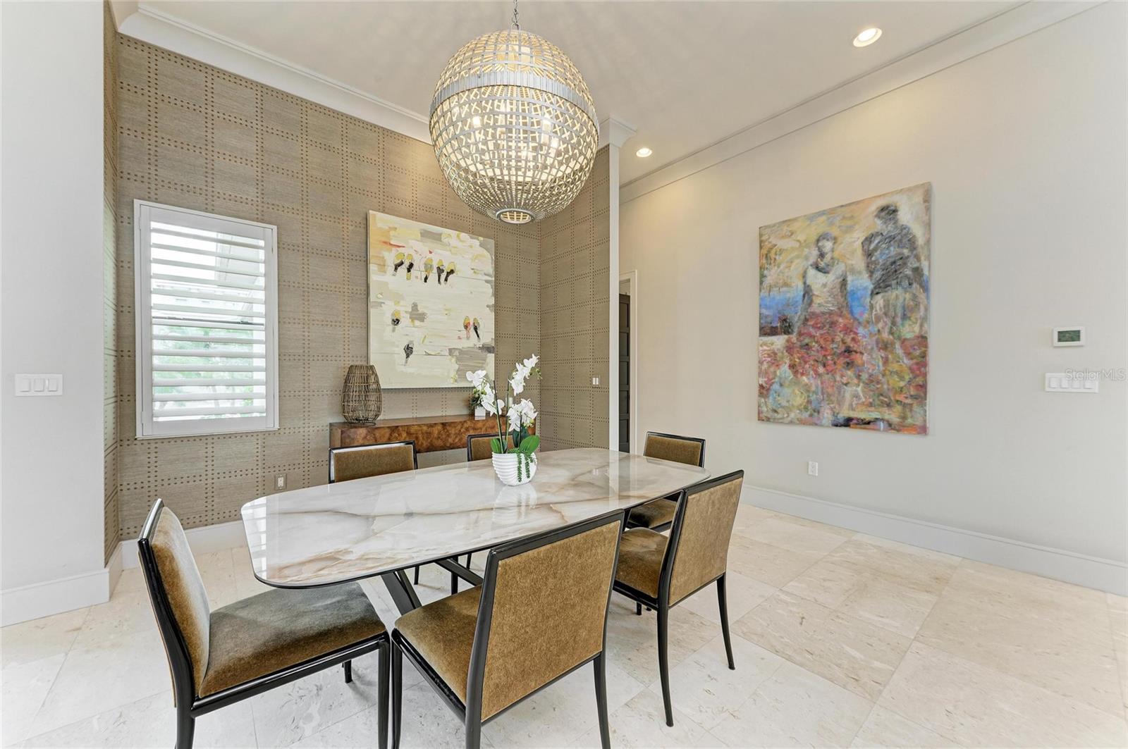 LEGENDS BAY - Residential