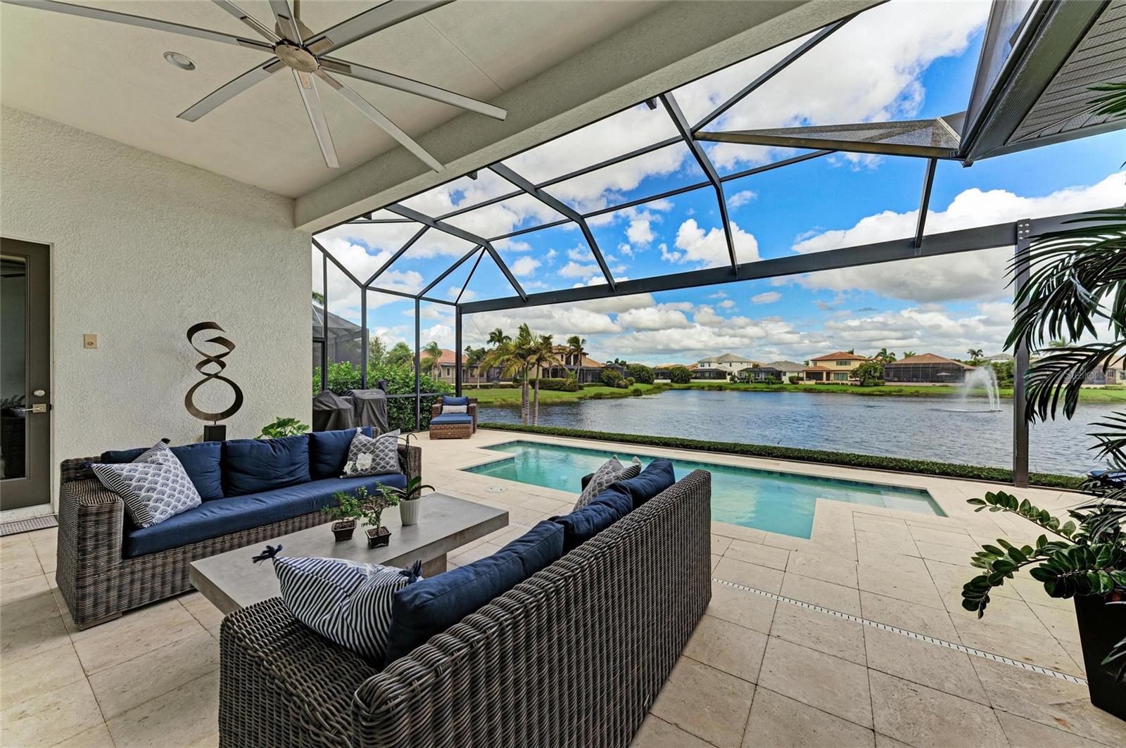 LEGENDS BAY - Residential