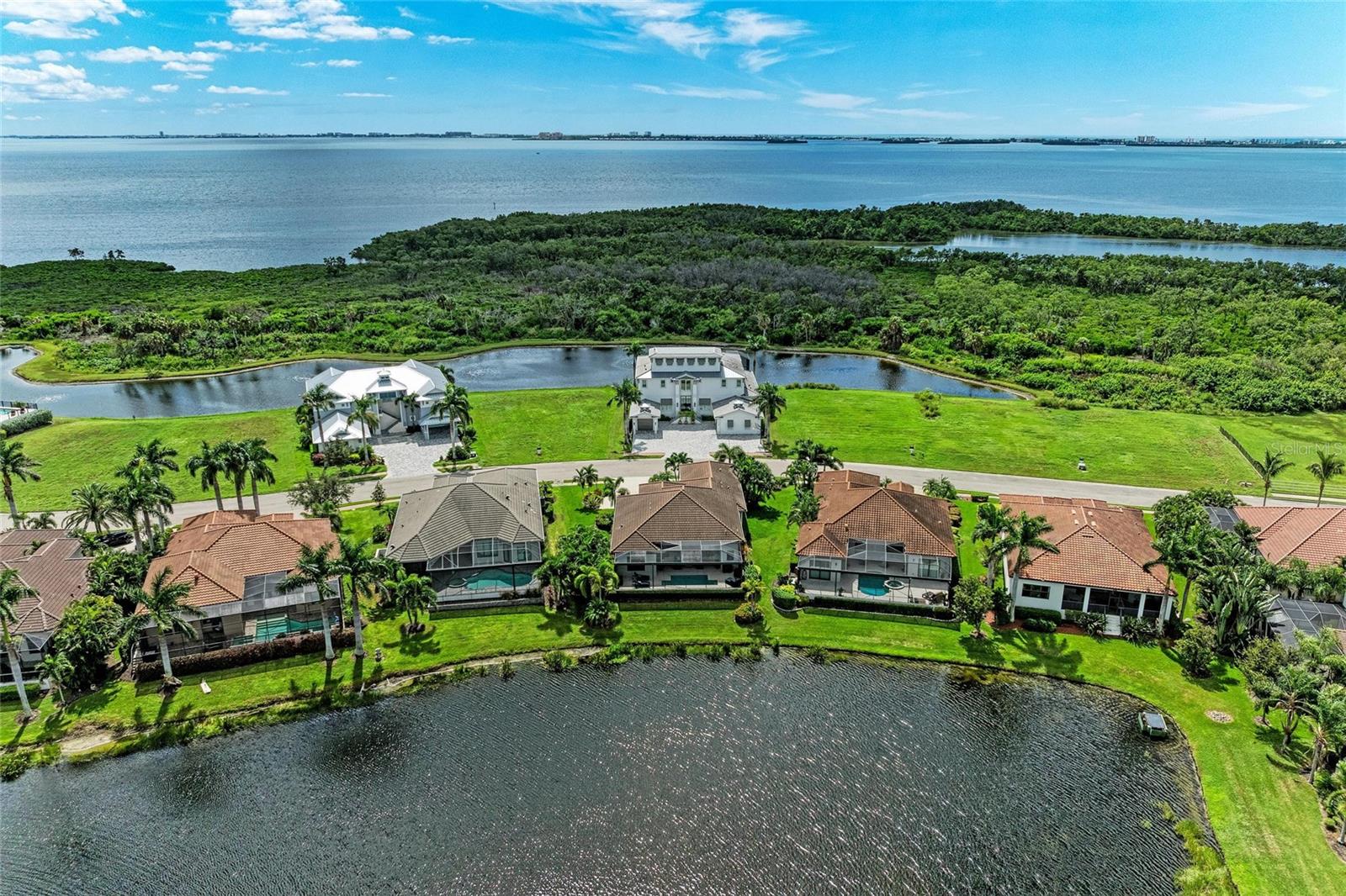 LEGENDS BAY - Residential