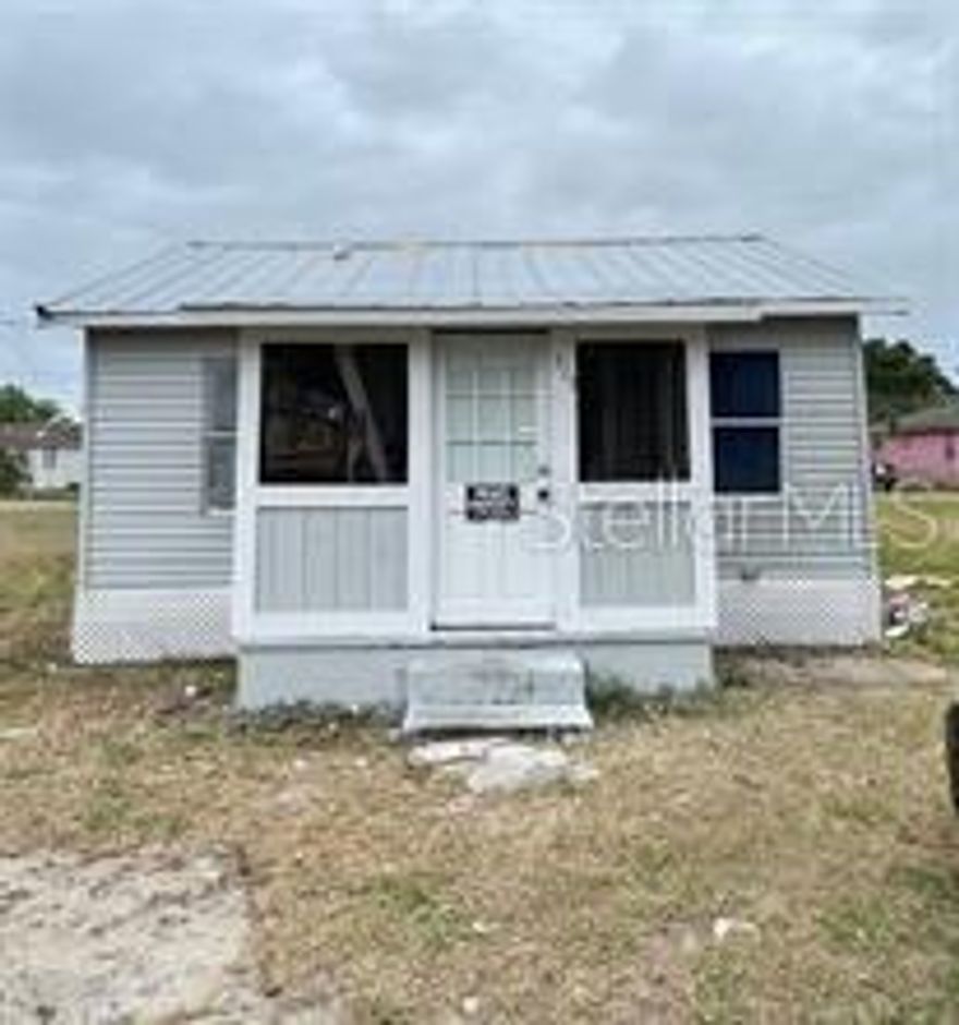 ATTENTION INVESTOR. OR FIRST TIME. BUYER. Cozy single-family home! This 2 BED, 1 BATH home features a screened-in front port and an open backyard! What's nearby? This gem is a 10 minute drive into town, where you'll find supermarkets plenty of restaurants and fast-food chains nearby. This comfortable abode is also within 15 minutes of Lake Wales Park, Jump Florida Skydiving, and Lake Wales Country Club. There are also plenty of nature preserves and state parks in the surrounding area. FIXER UPPER SOLD AS IS