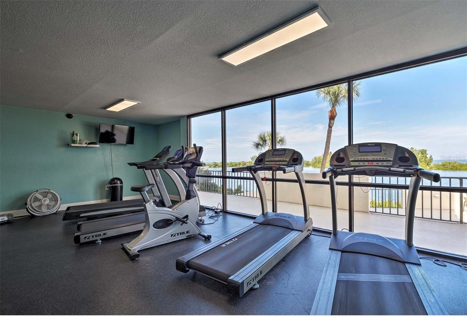 GULF ISLAND BEACH TENNIS - Residential