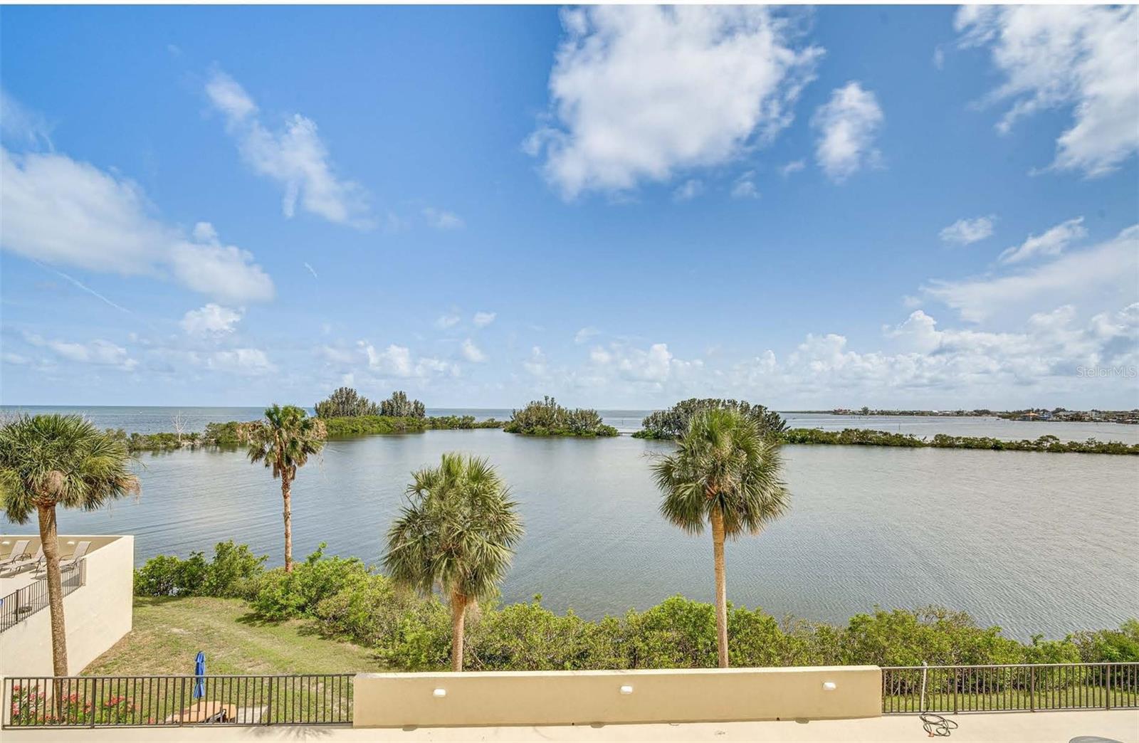 GULF ISLAND BEACH TENNIS - Residential